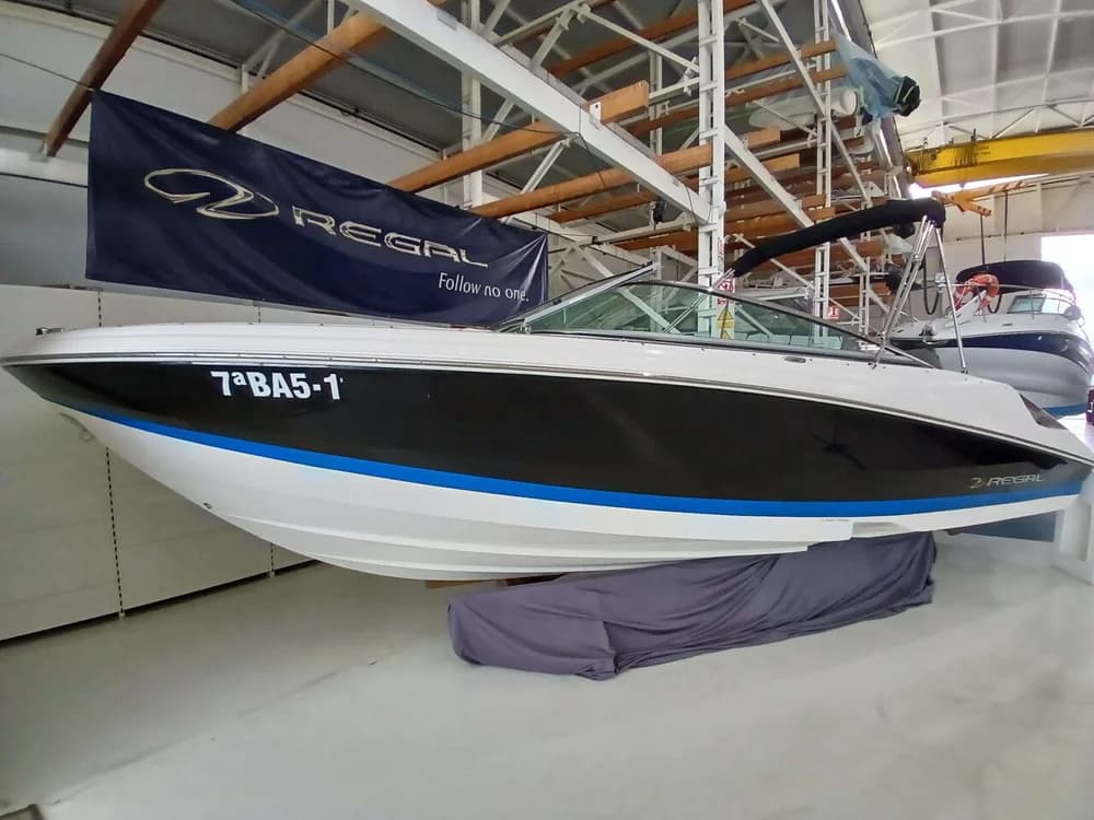 Regal 2200