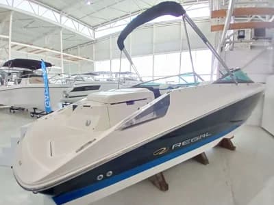 Regal 2200 2