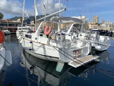 Bénéteau Oceanis 35.1 3