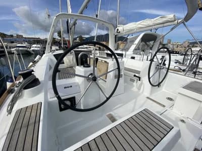 Bénéteau Oceanis 35.1 4
