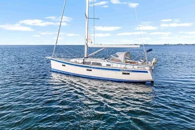 2022 Hallberg-Rassy 400 2