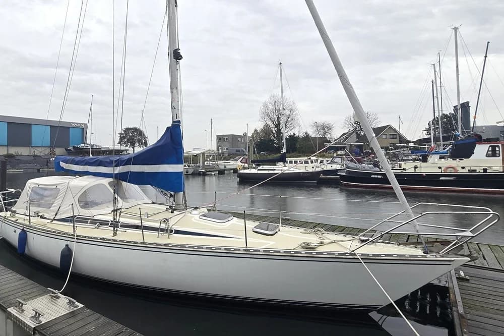 1984 Sirena 38