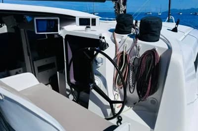 2022 Outremer 5X 5