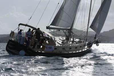 2005 Island Packet 440 2