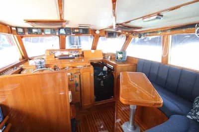 1988 Cooper Pilothouse 60 3