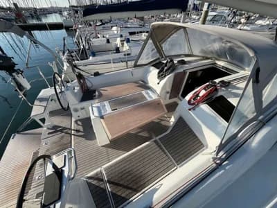 Bénéteau Oceanis 37.1 5