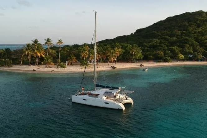 2007 Fountaine Pajot Mahe 36