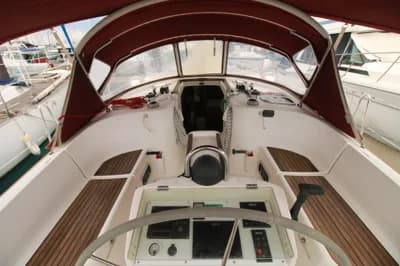 1998 Beneteau Oceanis Clipper 411 4