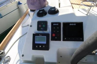 2018 Beneteau Oceanis 45 3