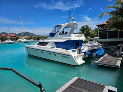 Afri-Cat Marine Africat 420 2