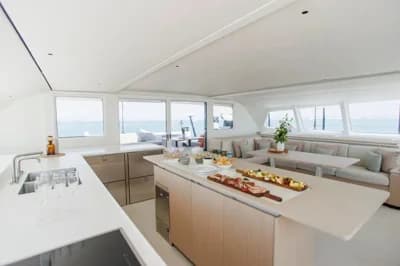 2028 Gunboat 80 5