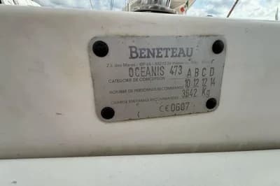 2004 Beneteau Oceanis Clipper 473 3