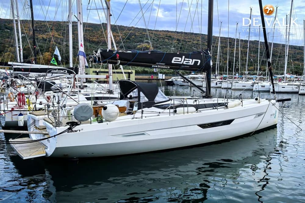 Elan E6