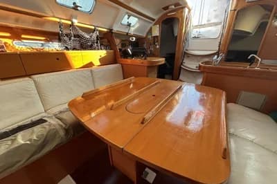 1999 Beneteau First 33.7 5