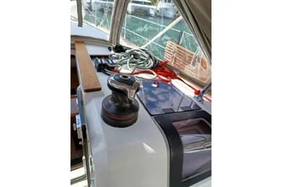2017 Jeanneau Sun Odyssey 389 4