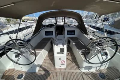 2020 Jeanneau Sun Odyssey 410 2
