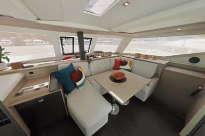 2021 Fountaine Pajot Isla 40 3