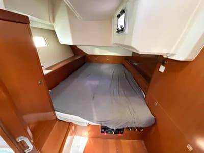 2013 Beneteau Oceanis 45 3
