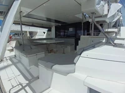 2020 Leopard 50 3