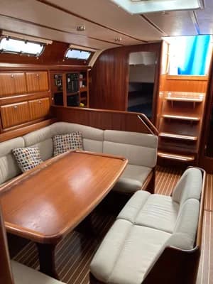 2000 Bavaria Cruiser 42 3