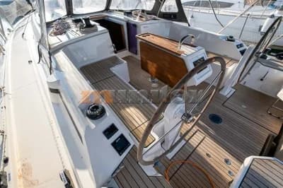 Bavaria C42 2