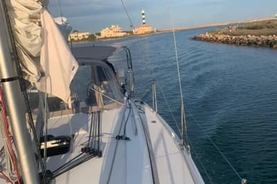 2022 Beneteau Oceanis 34.1 3
