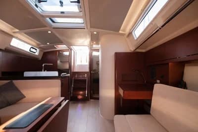 2022 Hanse 388 3
