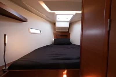 2022 Hanse 388 5
