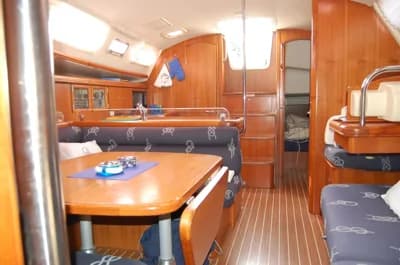2006 Hunter 38 5
