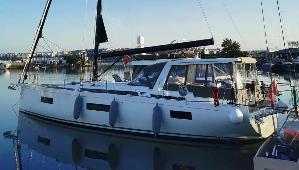 Bénéteau Oceanis 60
