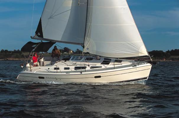 2004 Hunter 36