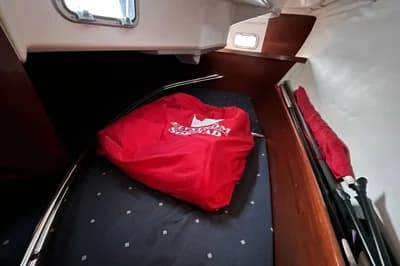 2005 Beneteau Oceanis Clipper 323 3