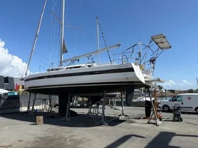 2022 Jeanneau Sun Odyssey 490 3