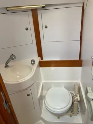 1994 Jeanneau Odyssey 37.1 5