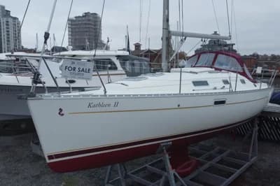 2001 Beneteau Oceanis Clipper 311 2