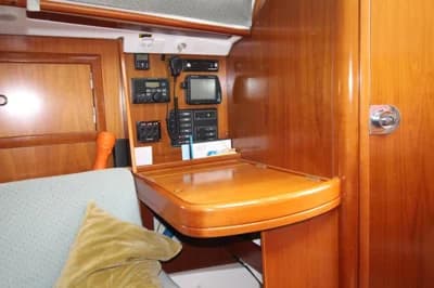 2001 Beneteau Oceanis Clipper 311 3