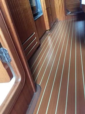 2003 Bavaria Cruiser 38 4