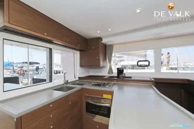 Lagoon 450 Flybridge 5