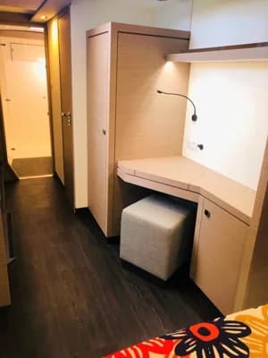 2021 Fountaine Pajot Isla 40 4