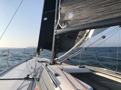 2018 Beneteau Figaro 3 4