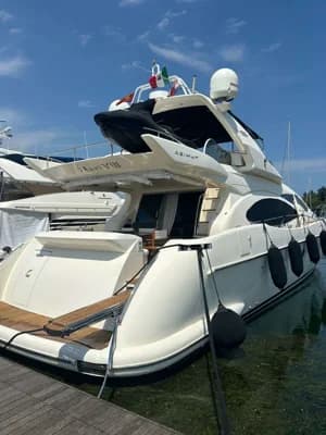 Azimut 68 Fly 2