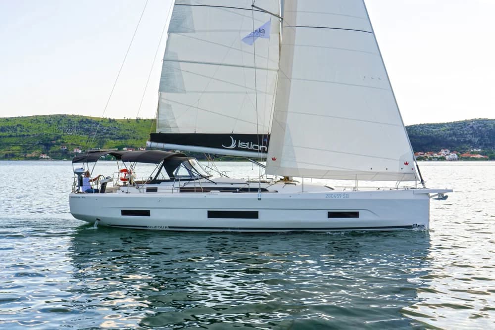 Dufour 470