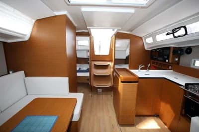 Jeanneau Sun Odyssey 410 5