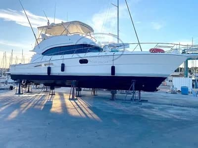 Riviera Marine 58 Open Flybridge 3