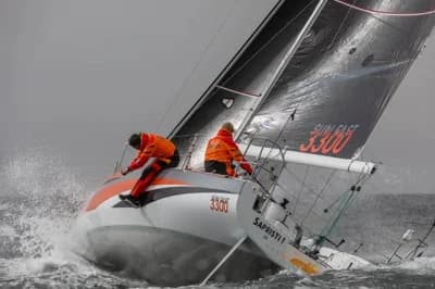 Jeanneau Sun Fast 3300 2