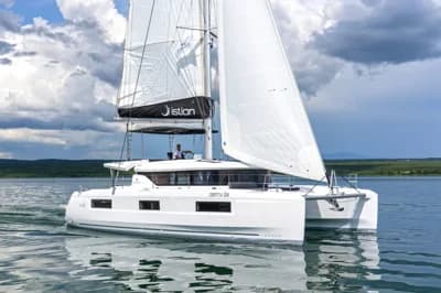 Lagoon 46 4