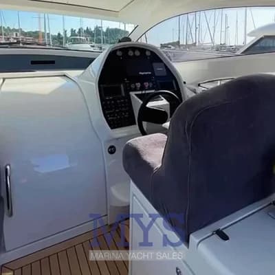 Pershing 50' 4