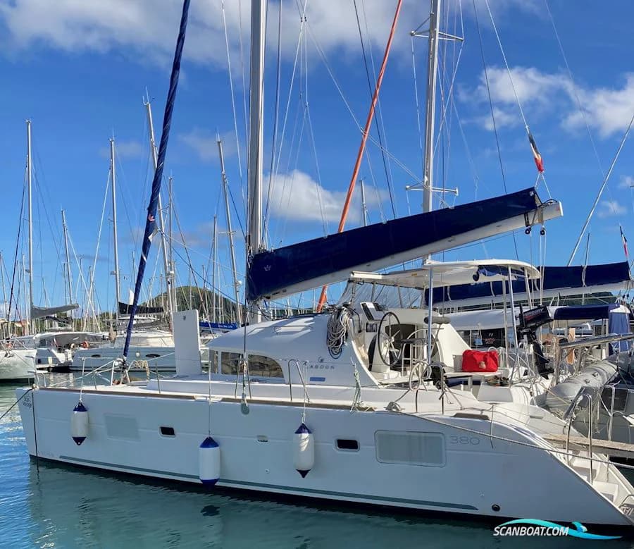 Lagoon 380