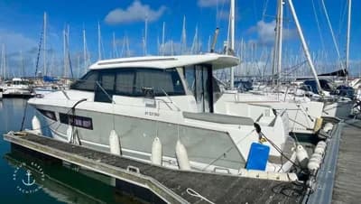 Jeanneau NC 9 3