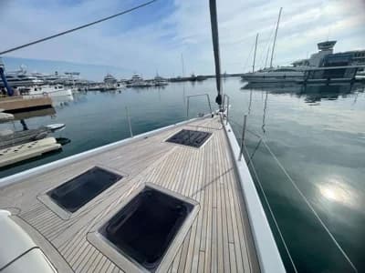 Bénéteau Oceanis Yacht 54 4